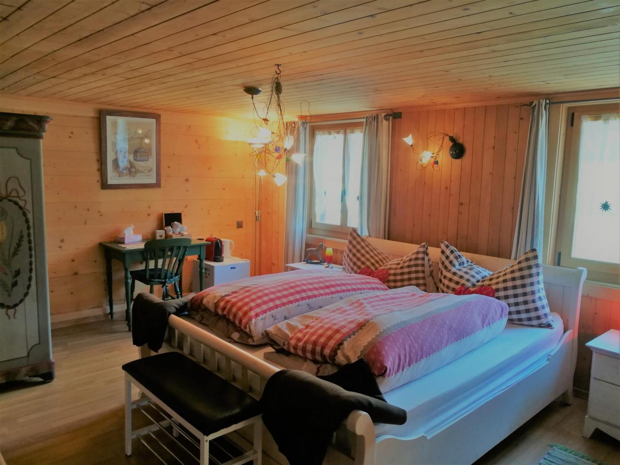 B&B Rosaly Chateau-d'Oex Ngoại thất bức ảnh